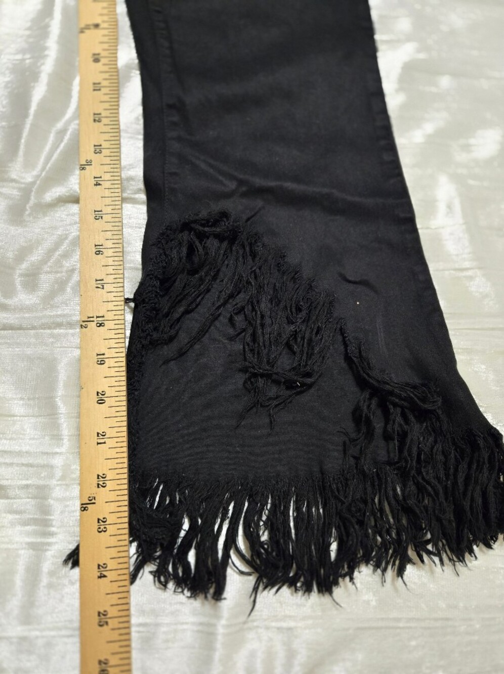 Cello Black Frayed-Hem Flared Cropped Jeans Size 13 EUC!! Worn once! - Picture 12 of 12